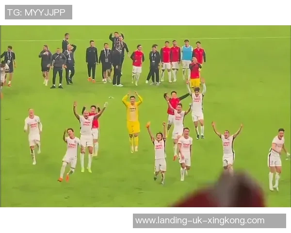 近期北京足球比赛精彩纷呈各队争夺激烈引发球迷热情高涨